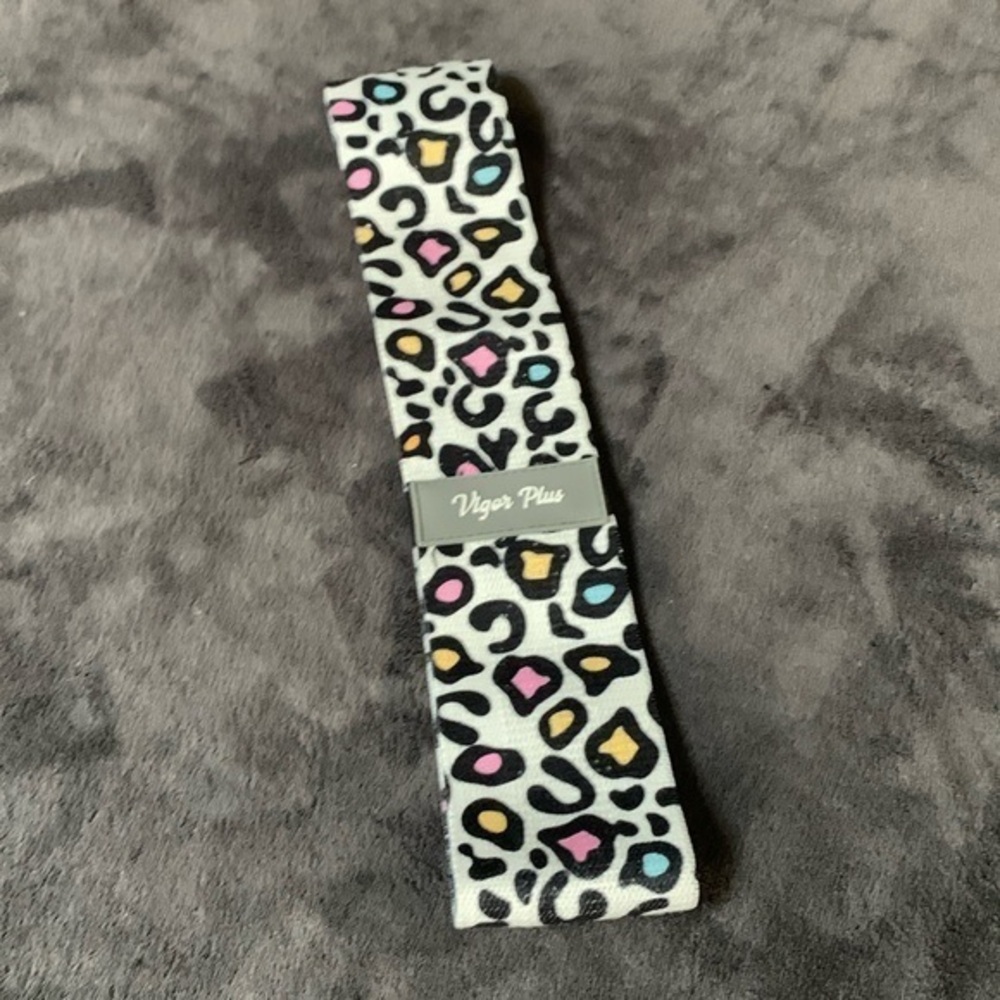 New Cheetah print booty band for working out